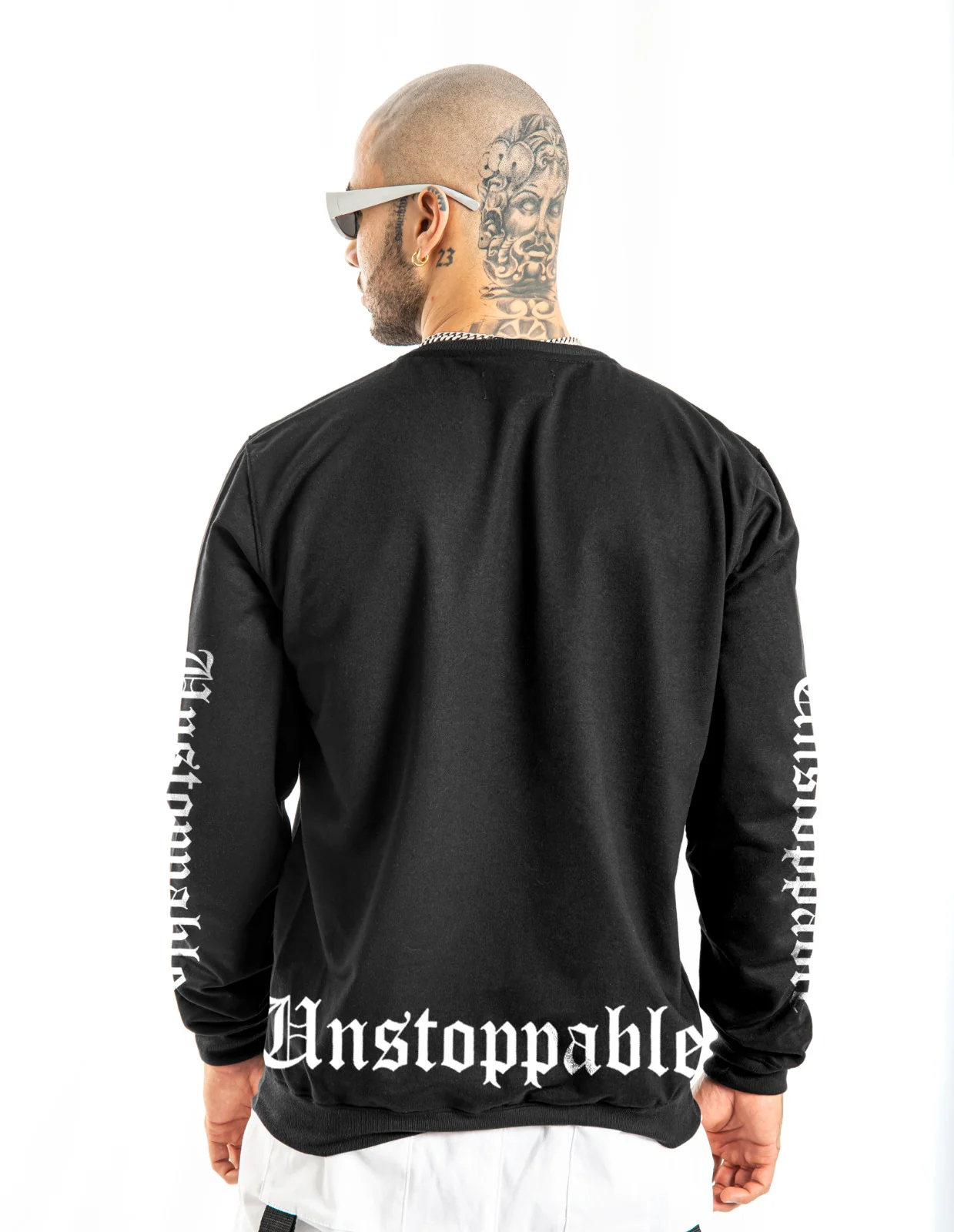 Buzo Negro Unstoppable - Image 2