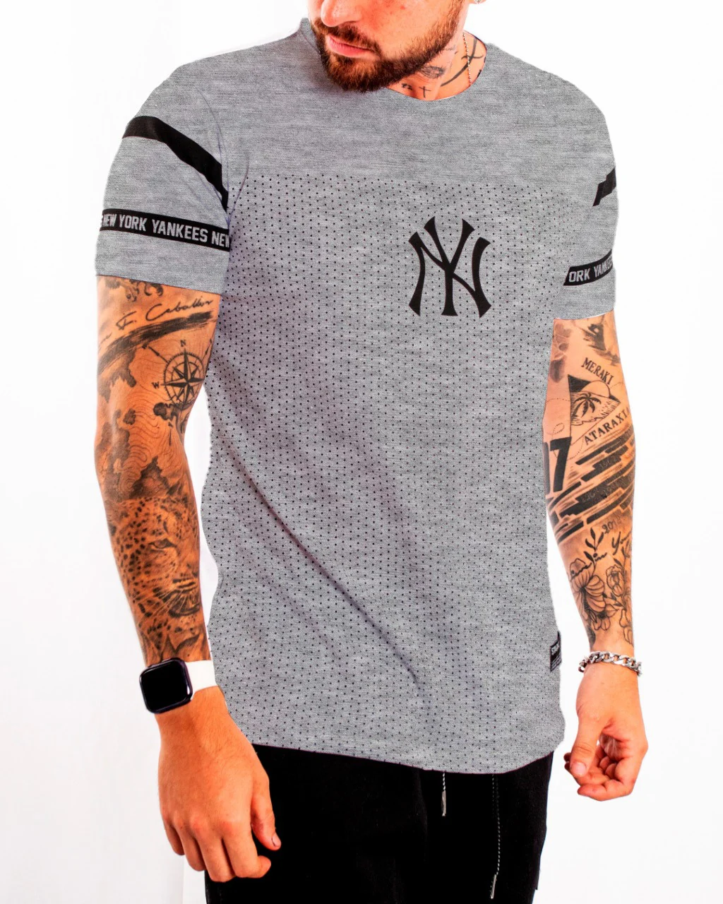 Camiseta gris ny puntos
