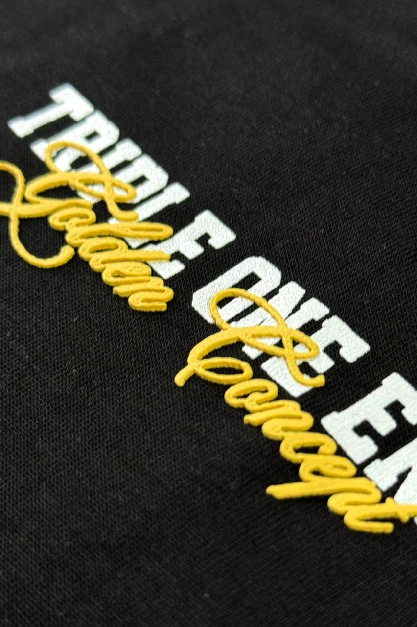 Camiseta Negra Triple One Era Alto Gramaje - Image 3