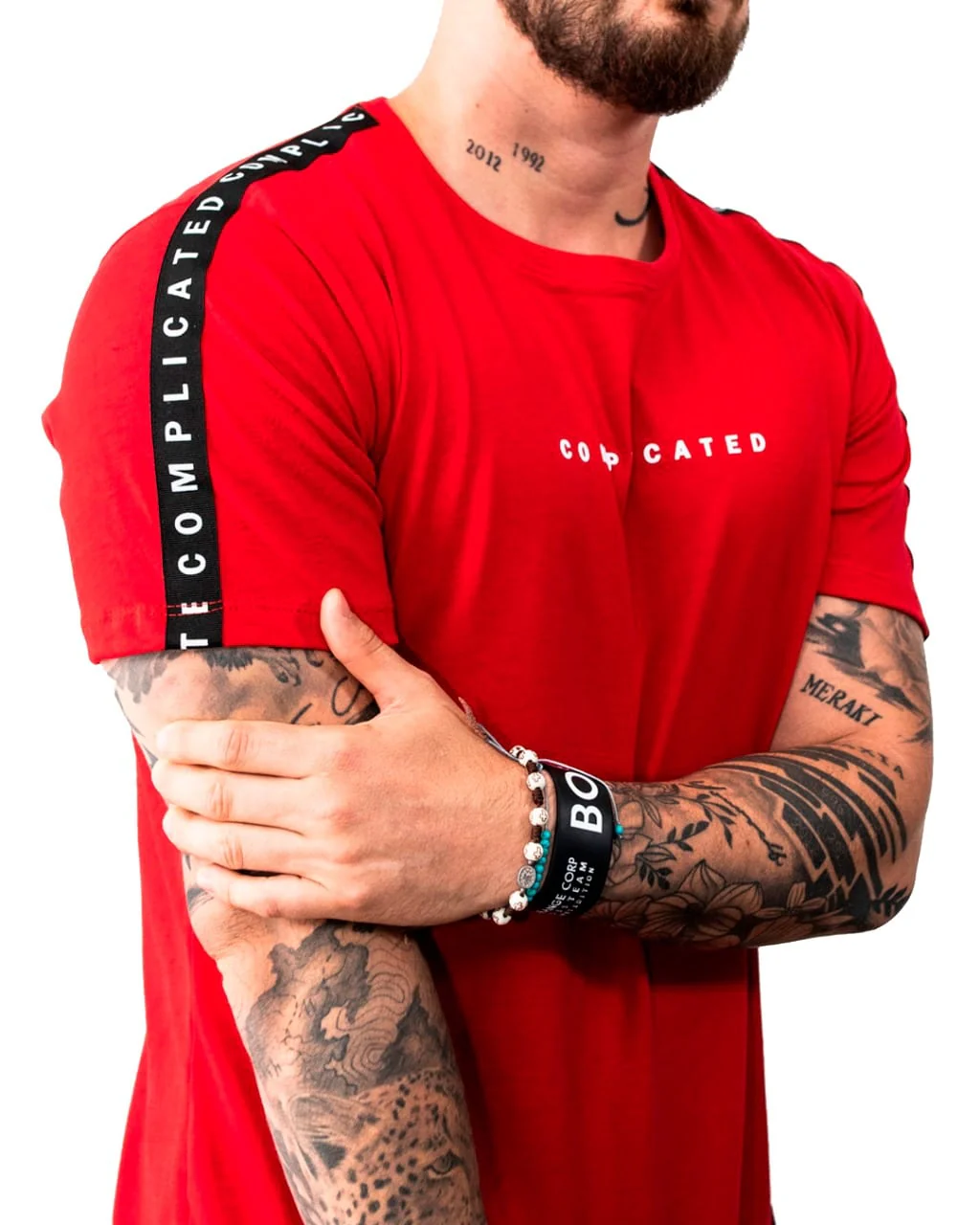 camiseta Rojo Complicated