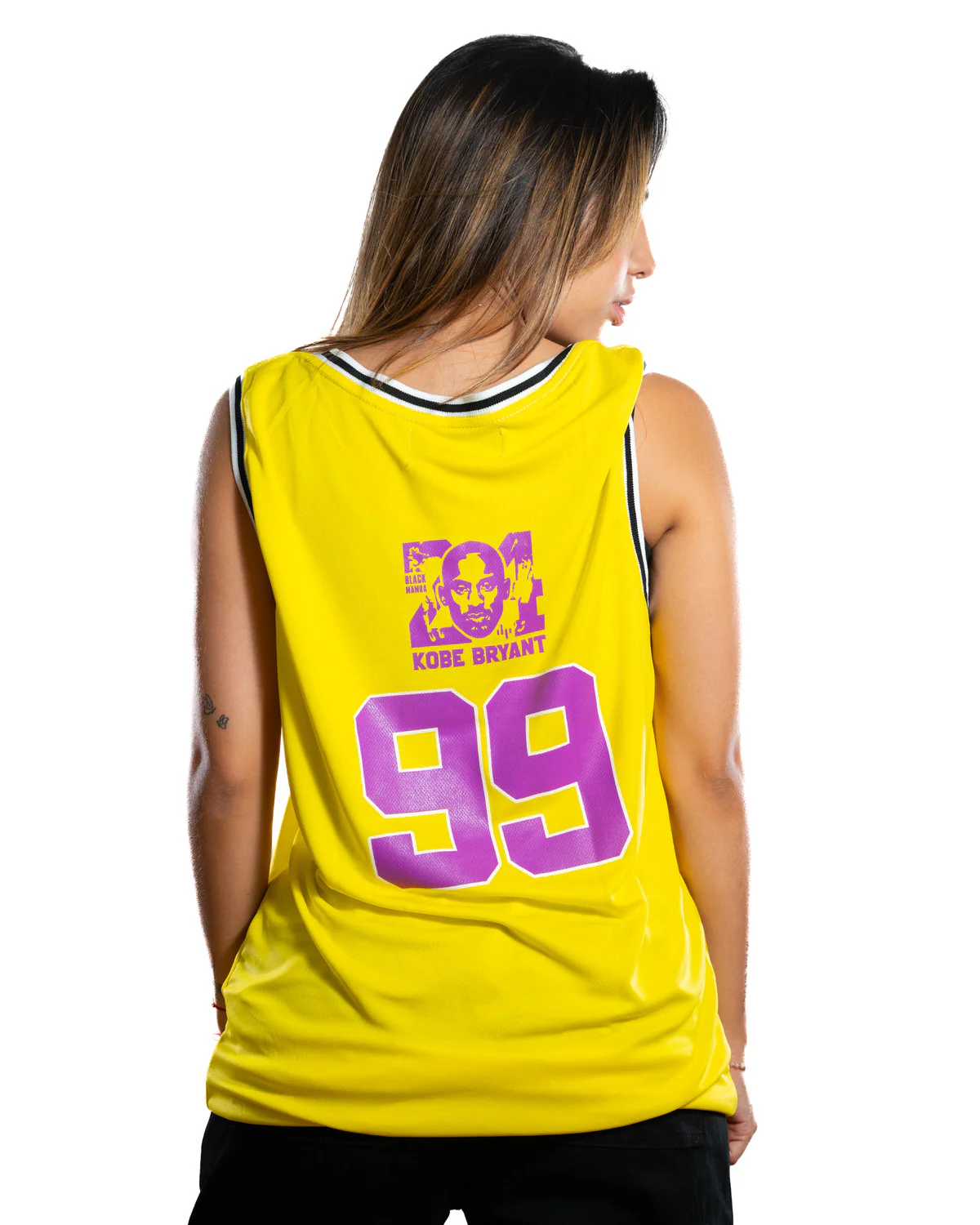 Camisilla Amarilla lakers kobe - Image 4