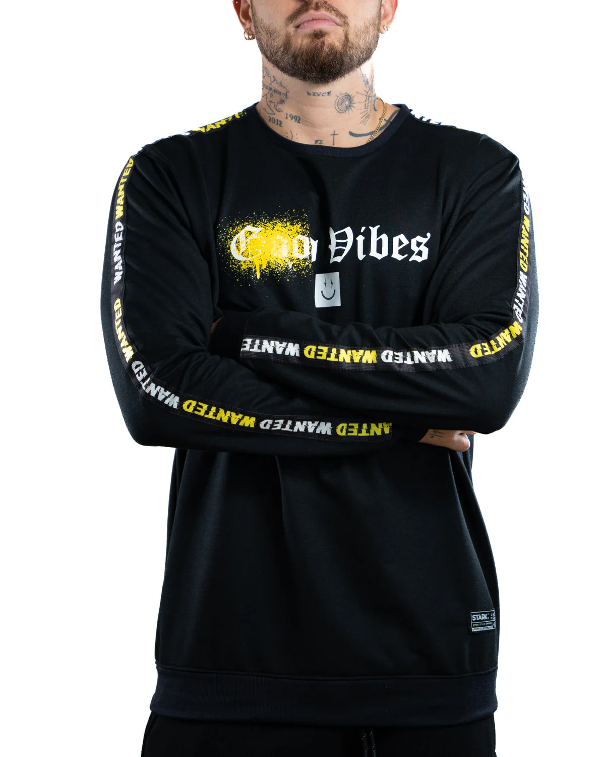 Buzo negro good vibes