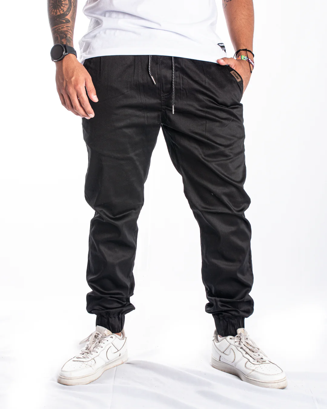Jogger negro Basic - Image 2