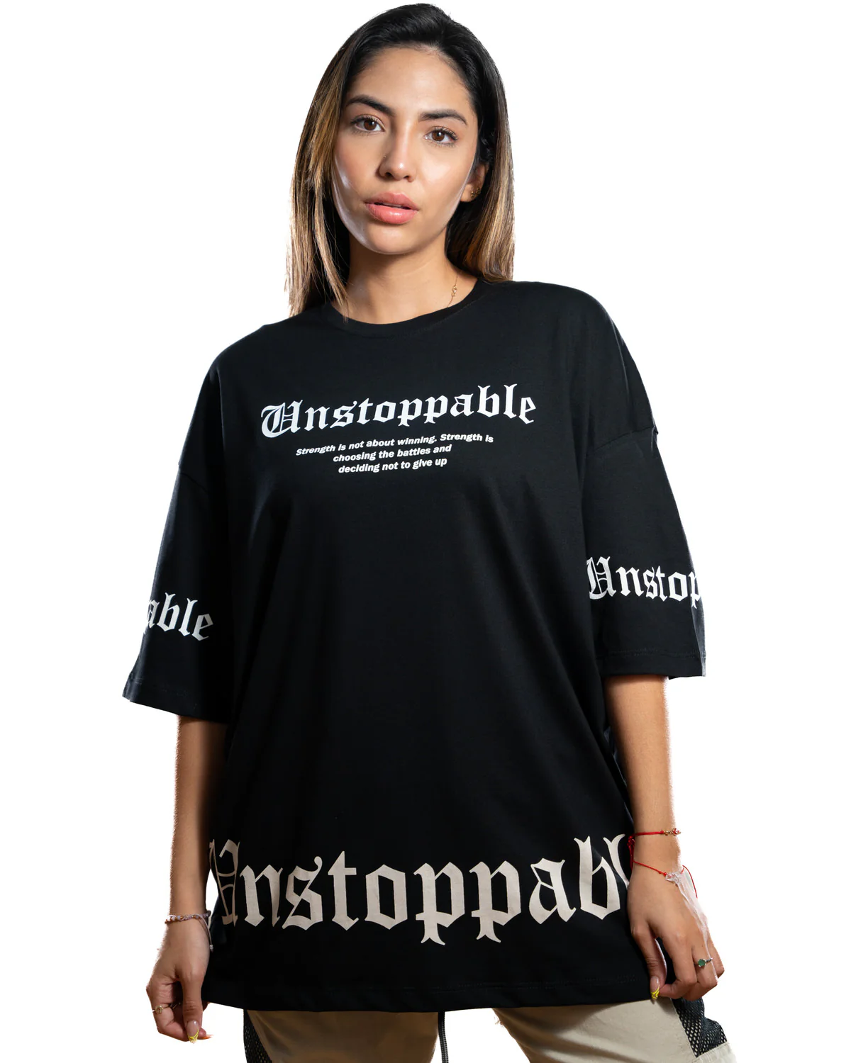 Oversize Negra Unstoppable - Image 3