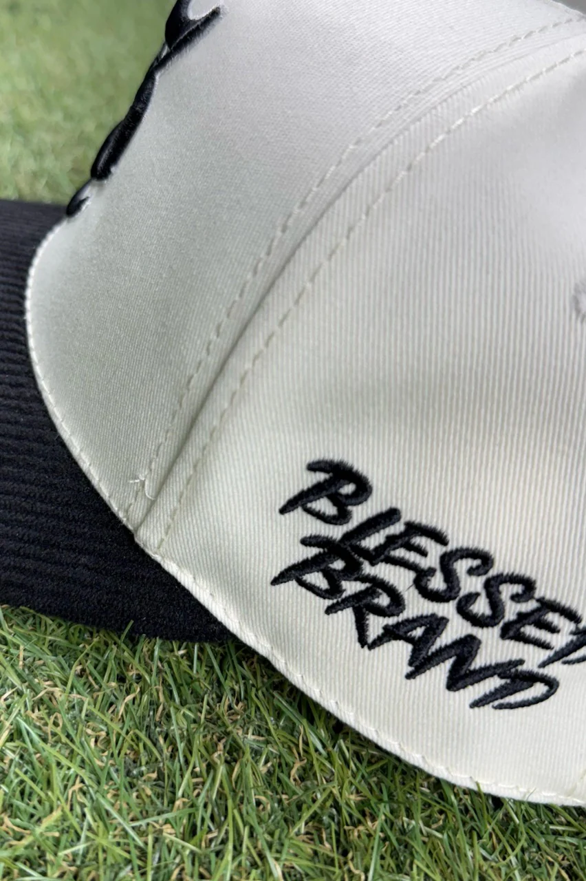 Gorra Pana Negra con Blanco Premium - Image 2