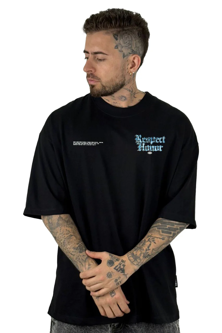 Oversize Negra Respect Honor Alto Gramaje