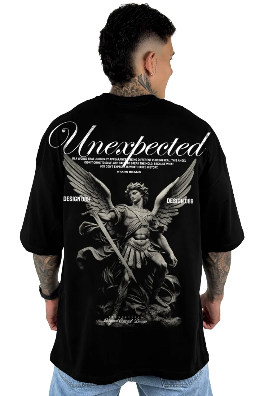 Oversize Negra Unexpected Angel  Alto Gramaje