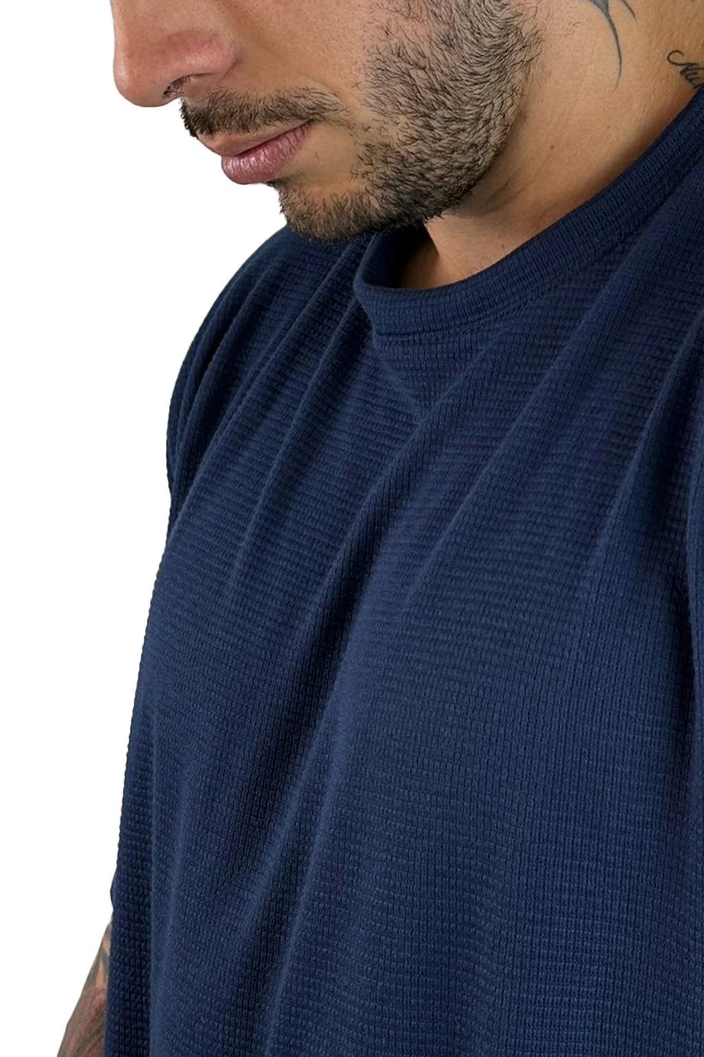 Texturizada Camiseta Azul Oscuro - Image 2
